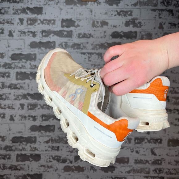 Oncloud | women free people collab sneakers - Picture 5 of 8